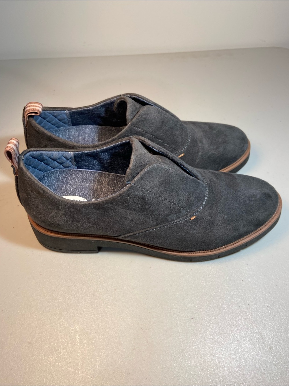 Dr. Scholl’s Gray Suede Slip-On Loafers SZ 6 - Picture 2 of 12